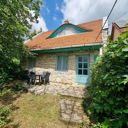 Julia Vendeghaz Apartment Balatonfured Bagian luar foto